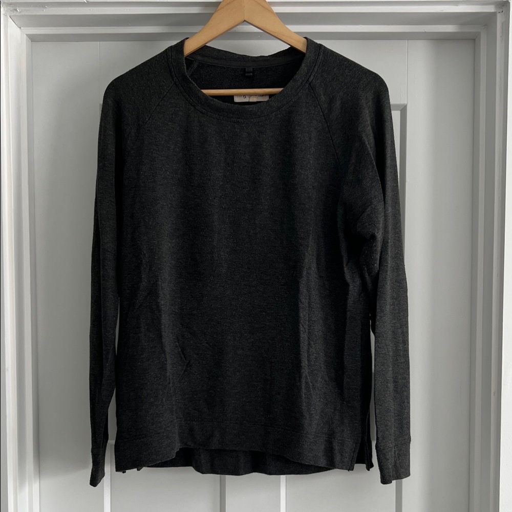 Crewneck Women's Lightweight Charcoal Sweater - 232